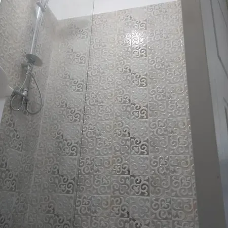 Khris Apartament *